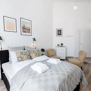 Apartamento New A C With View Of The Synagogue, Budapest