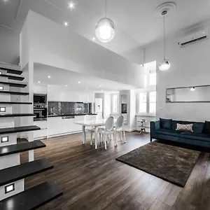  Apartment Kiraly 28-1 Entire Aircon Center
